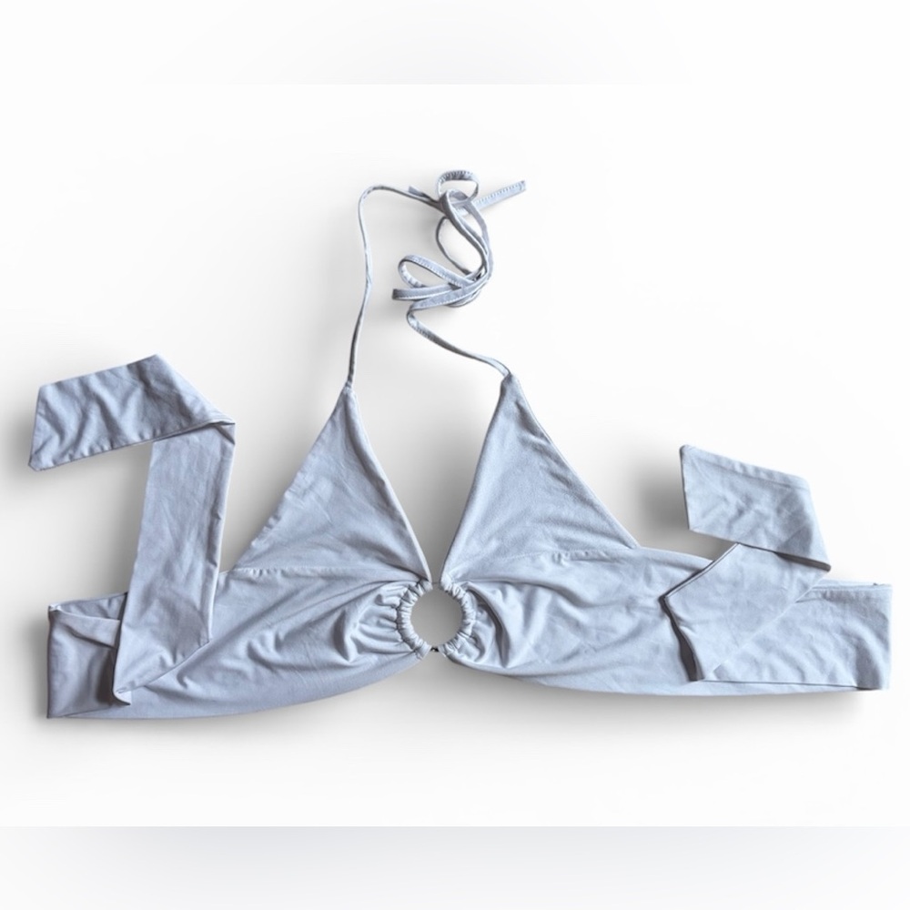 White Halter with silver middle connector ring - Picture 3 of 3